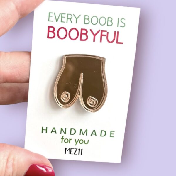 pin-boobgoud-sjantietop